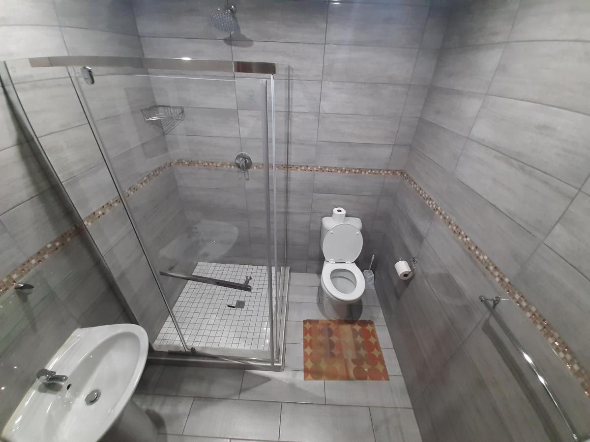 Lux Rooms On 37 Bloemfontein Dış mekan fotoğraf
