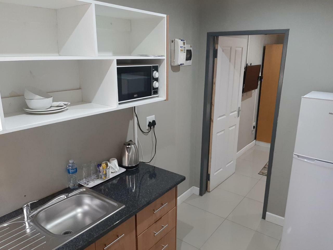 Lux Rooms On 37 Bloemfontein Dış mekan fotoğraf